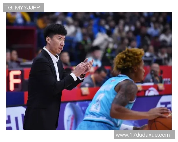 CBA常规赛：北京控股队胜青岛崂山啤酒队